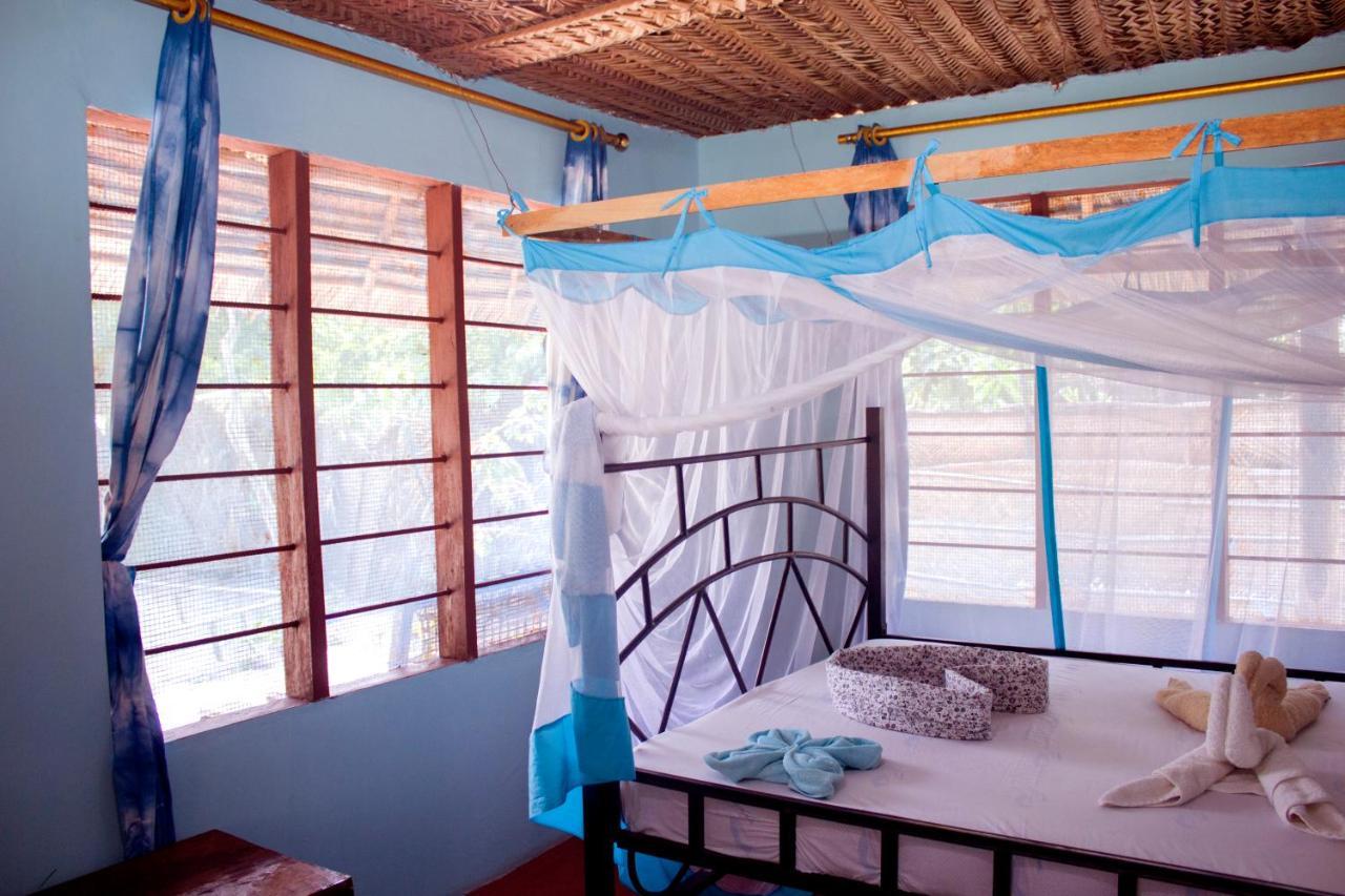 Afro Whale Shark Safari Bed & Breakfast Kilindoni Eksteriør bilde